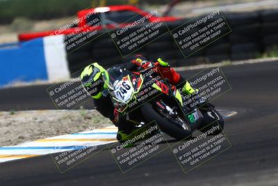 media/Jun-07-2025-TrackDaz (Sat) [[4413525952]]/A Group/1pm (Turn 1)/